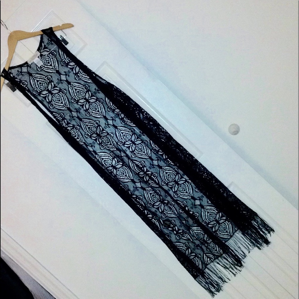 Black Flower Duster